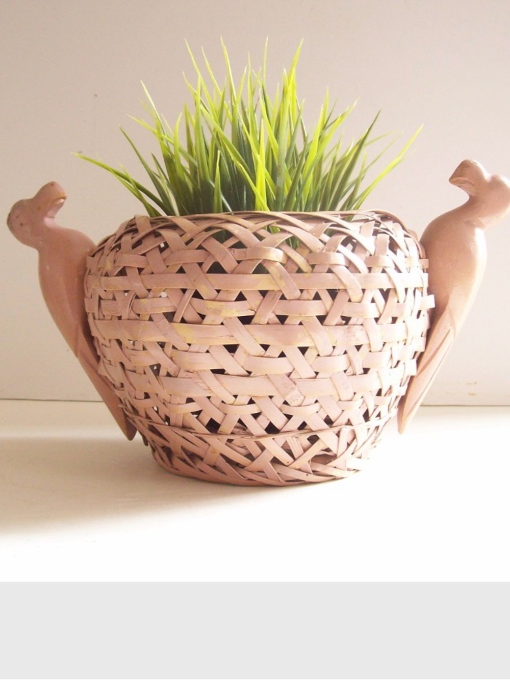 VINTAGE Art Deco Basket Planter with Bird Handles in Blush Pink, Toucan Handles